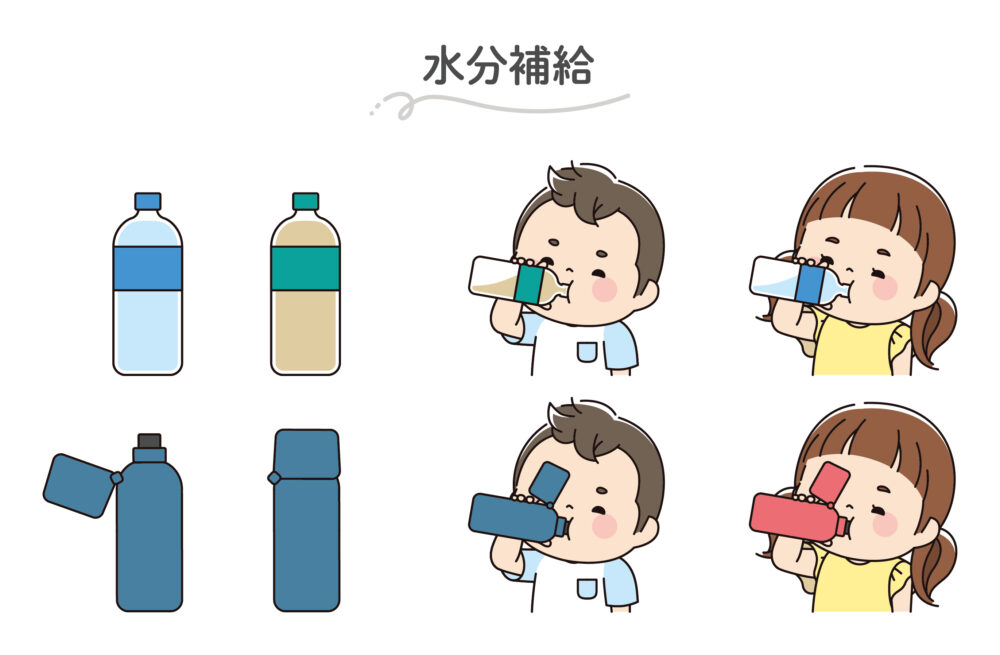 ペットボトルや水筒で水分補給をする子ども　四人