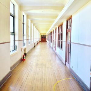 小学校の廊下