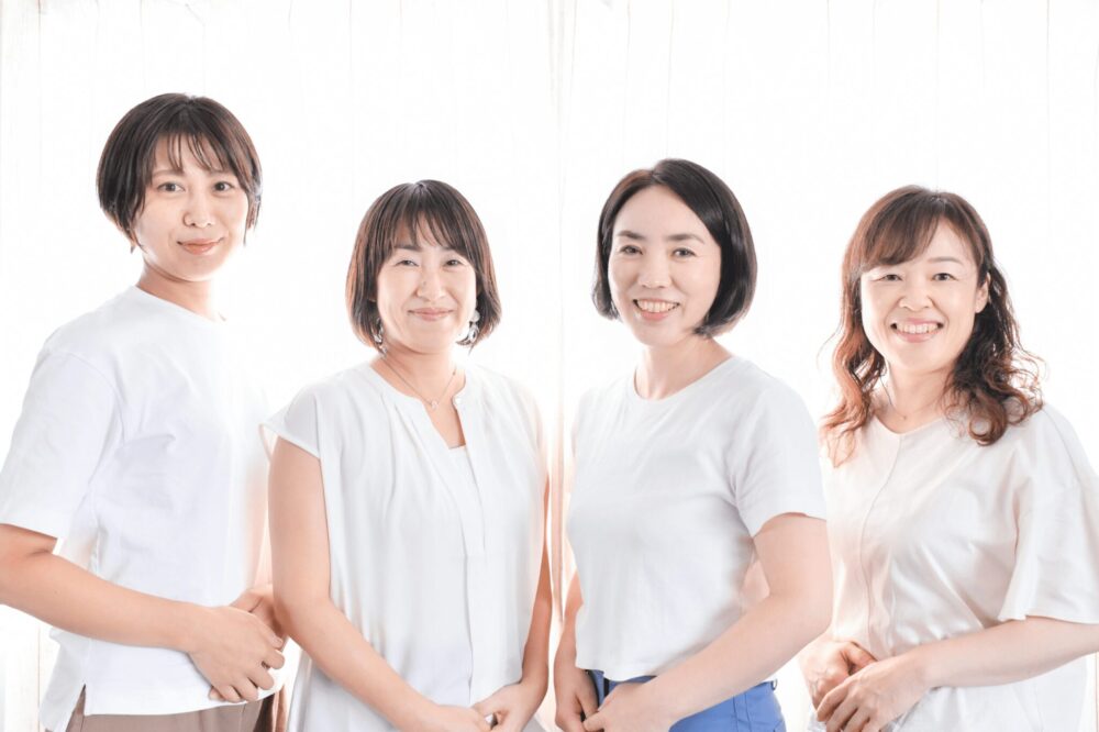 4人の女性