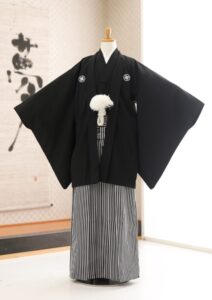 黒の紋付袴